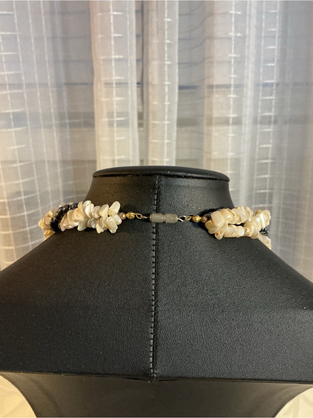 Freshwater Pearl & Black Glass Vintage Art Deco Gold Tone Pendant Necklace - Picture 6 of 6